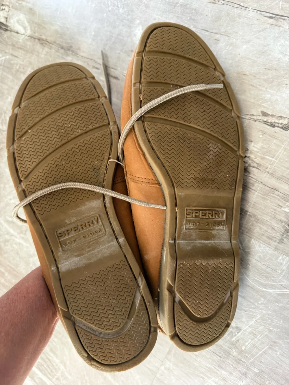 Sperry Men’s Brown Leather Boat Shoes with Gray Laces